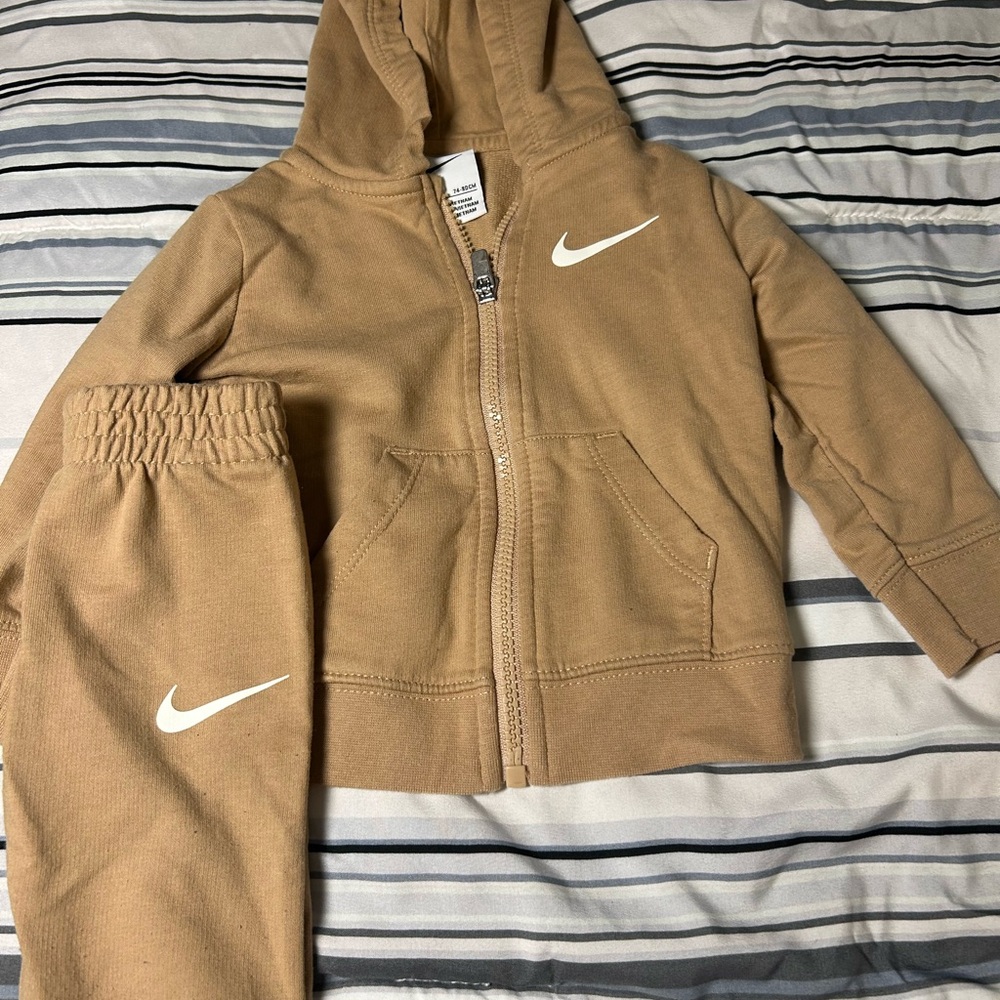 Nike Kids Tan Sweatpants & Hoodie Set